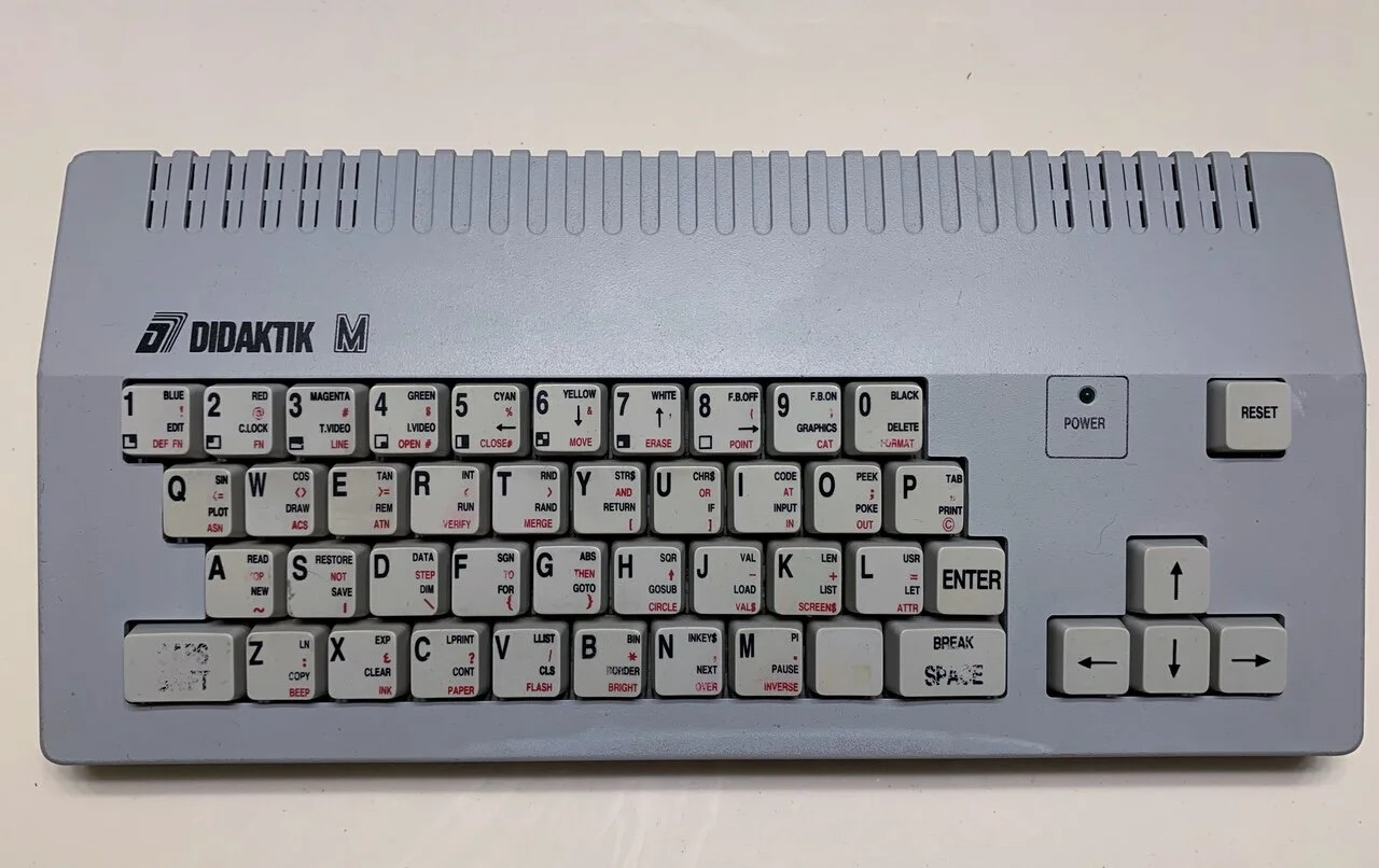 エクメアBert F2 ex-John AndersonSelect clone Any idea what HM2 clone this could be? iirc it was a kit
